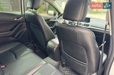 Седан Mazda 3 2018 в Києві