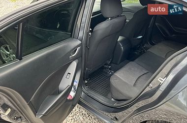 Седан Mazda 3 2016 в Києві