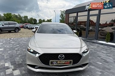 Седан Mazda 3 2024 в Коломые
