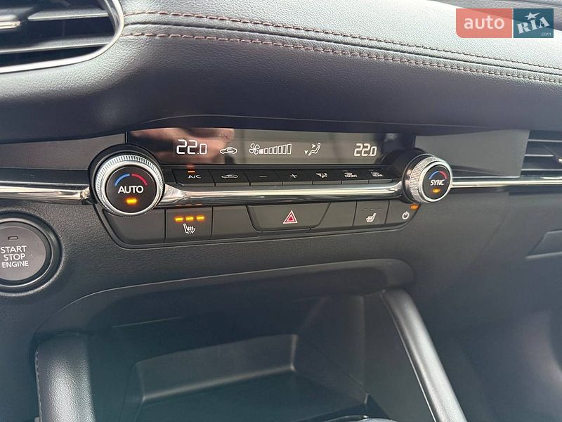 Седан Mazda 3 2024 в Коломые
