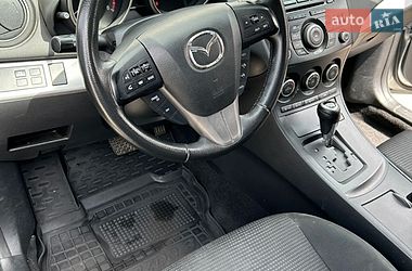 Седан Mazda 3 2013 в Киеве