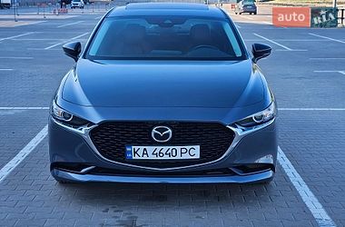 Седан Mazda 3 2023 в Киеве