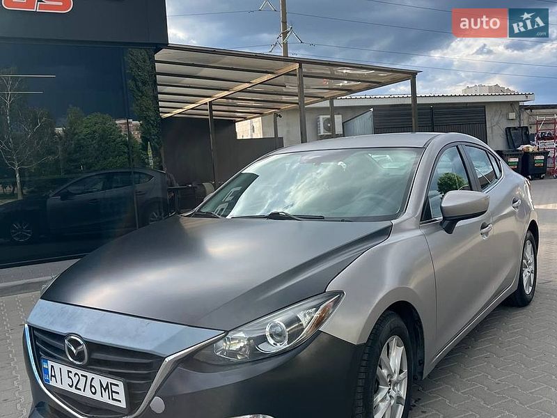 Седан Mazda 3 2014 в Вишневом