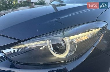 Седан Mazda 3 2018 в Киеве фото 7 Седан Mazda 3 2018 в Киеве