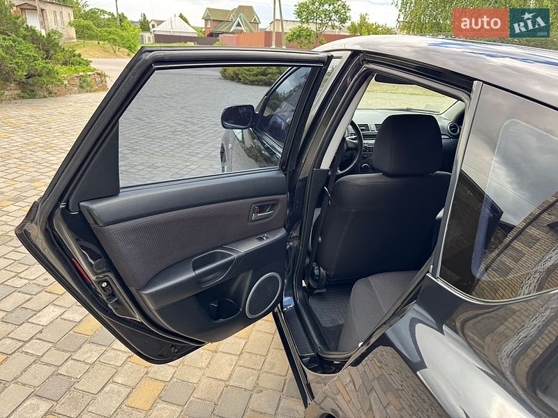 Хэтчбек Mazda 3 2007 в Харькове
