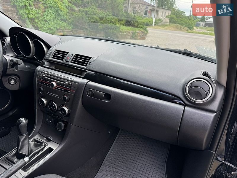 Хэтчбек Mazda 3 2007 в Харькове