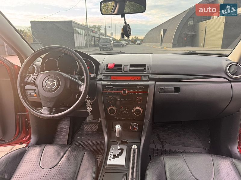 Седан Mazda 3 2006 в Дніпрі