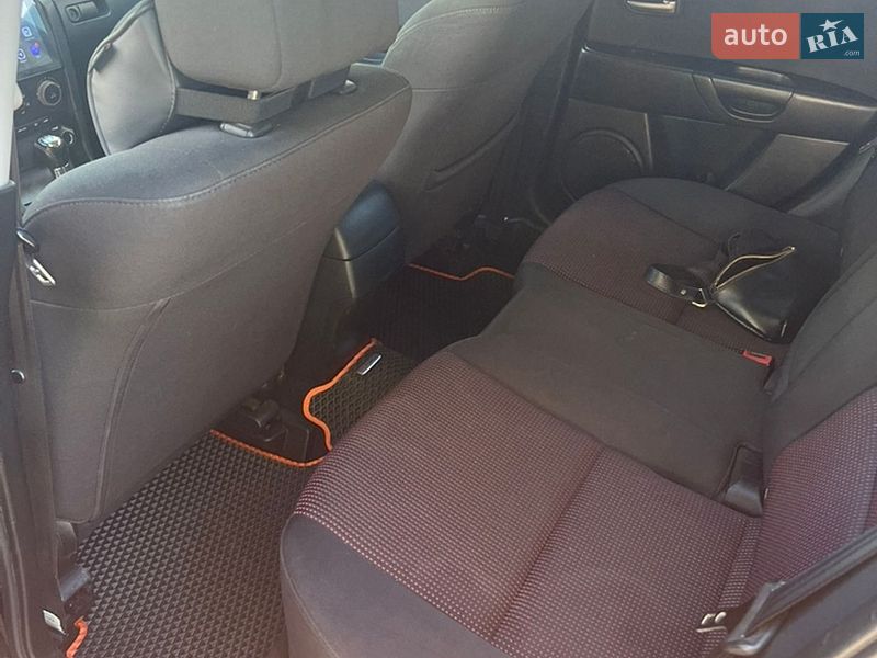 Хэтчбек Mazda 3 2006 в Киеве