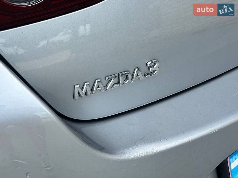 Седан Mazda 3 2019 в Луцьку