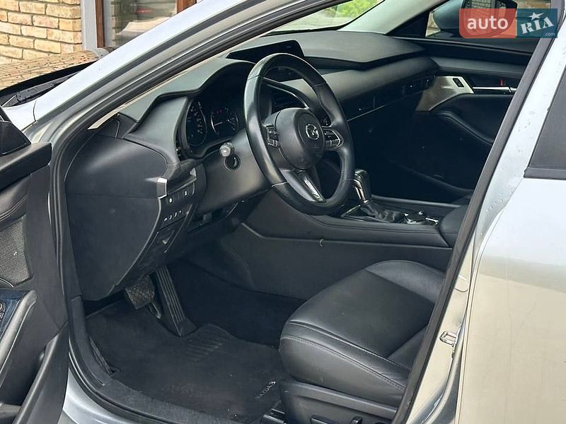 Седан Mazda 3 2019 в Луцьку