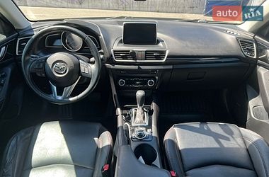 Хэтчбек Mazda 3 2016 в Киеве