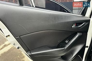 Седан Mazda 3 2017 в Полтаве