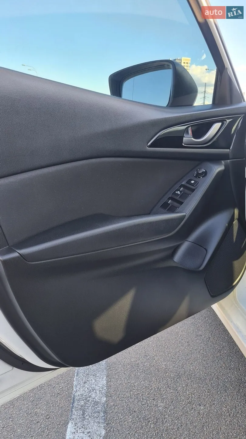 2015 Mazda 3 - мініатюра 16