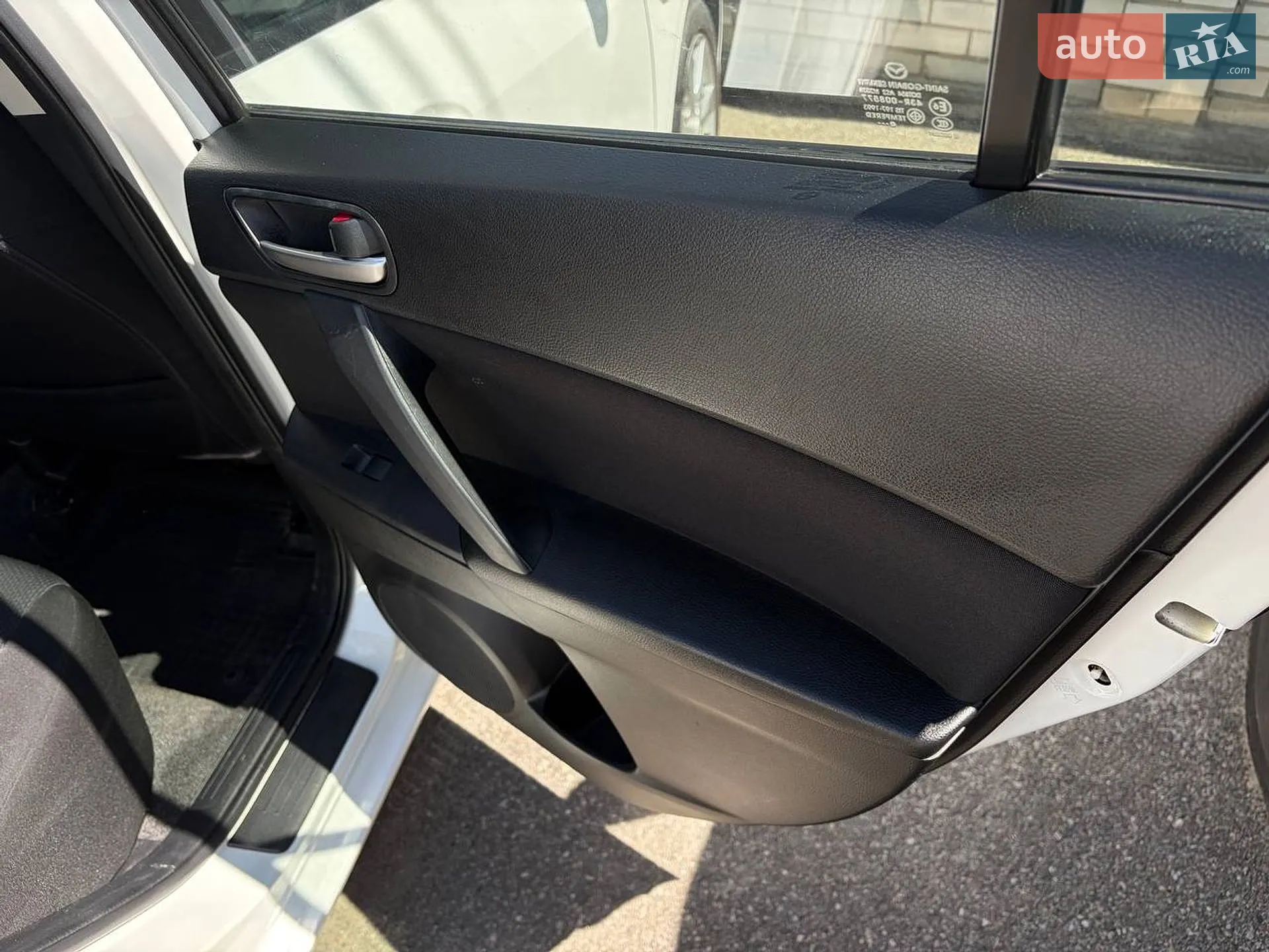 2010 Mazda 3 - мініатюра 15