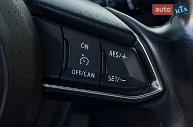 Седан Mazda 3 2017 в Днепре