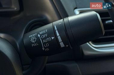 Седан Mazda 3 2017 в Днепре