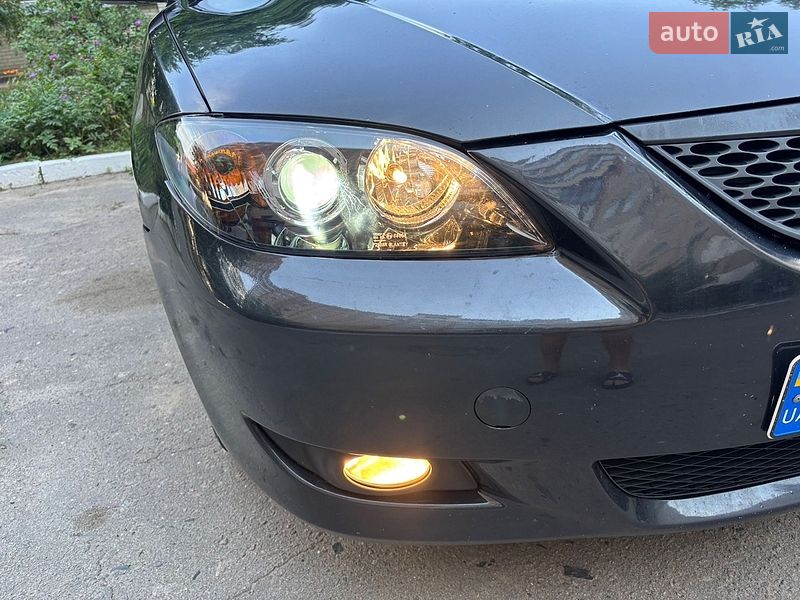 Седан Mazda 3 2005 в Херсоні