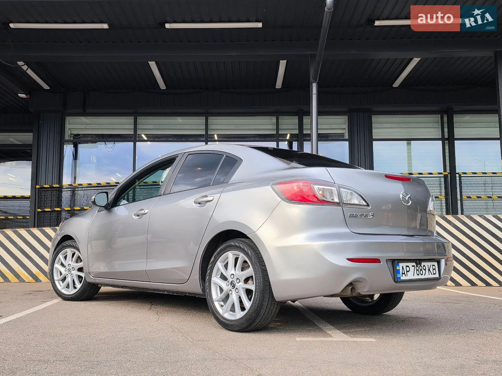 2011 Mazda 3 - мініатюра 48