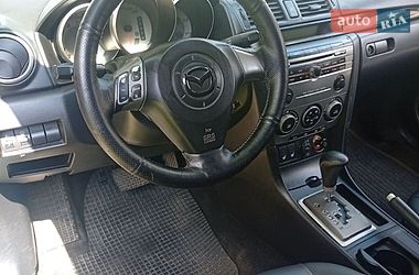 Седан Mazda 3 2006 в Ружине