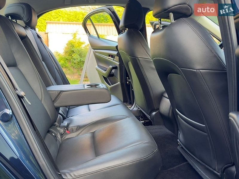 Седан Mazda 3 2020 в Могилів-Подільському