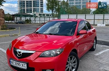 Седан Mazda 3 2007 в Днепре