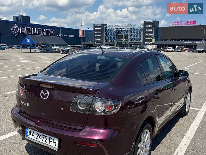 Седан Mazda 3 2008 в Киеве