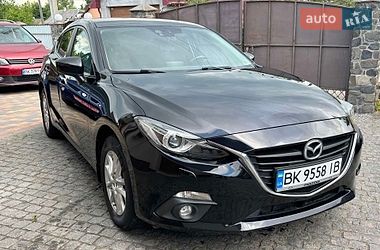 Хетчбек Mazda 3 2016 в Дубні