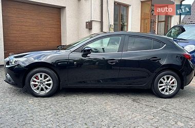 Хетчбек Mazda 3 2016 в Дубні