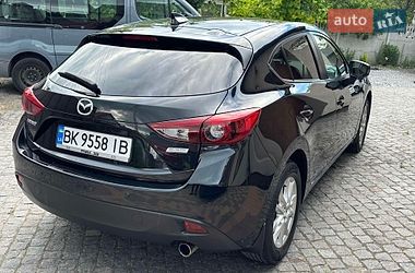 Хетчбек Mazda 3 2016 в Дубні