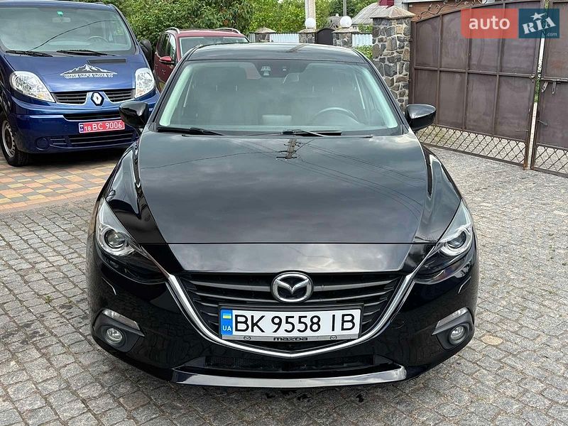 Хетчбек Mazda 3 2016 в Дубні