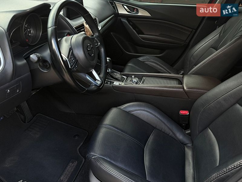 Седан Mazda 3 2017 в Белой Церкви