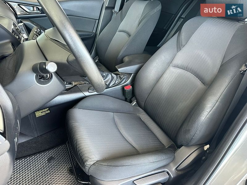 Хетчбек Mazda 3 2016 в Одесі