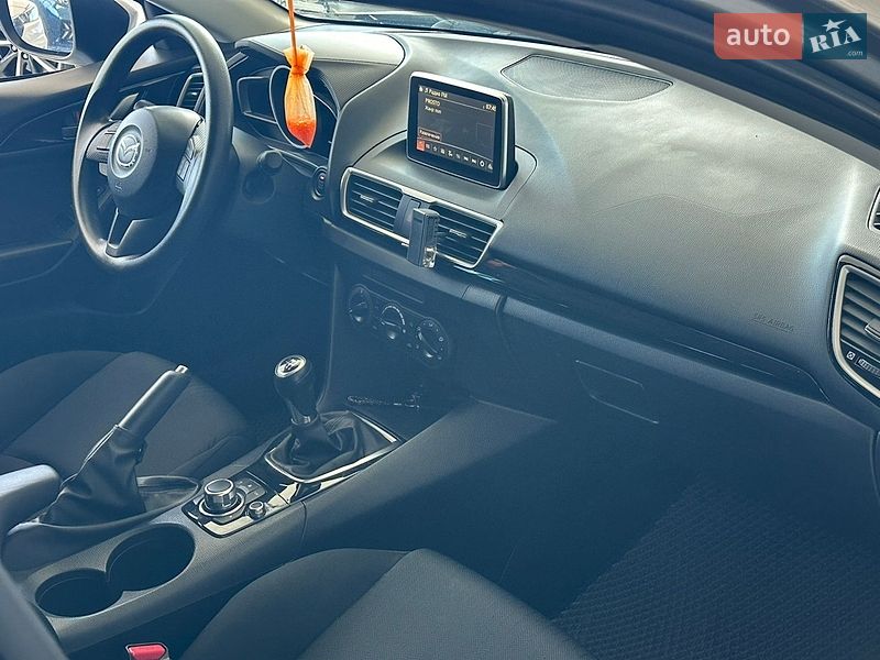 Хетчбек Mazda 3 2016 в Одесі