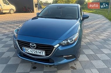 Седан Mazda 3 2018 в Самборі