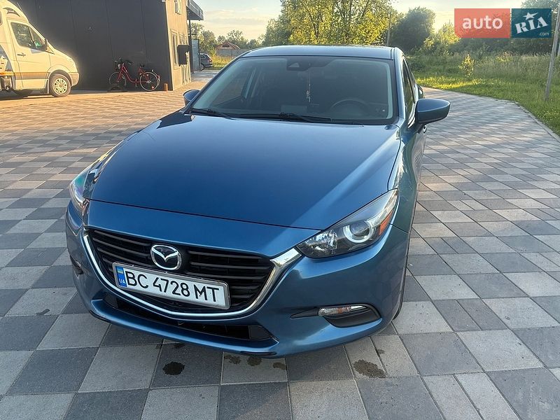 Седан Mazda 3 2018 в Самборі
