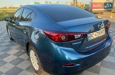 Седан Mazda 3 2018 в Самборі