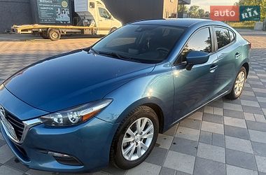 Седан Mazda 3 2018 в Самборе
