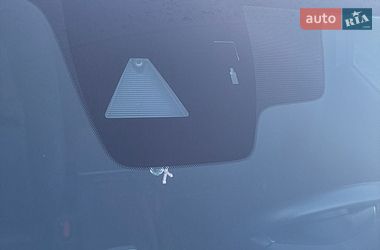 Седан Mazda 3 2018 в Самборі