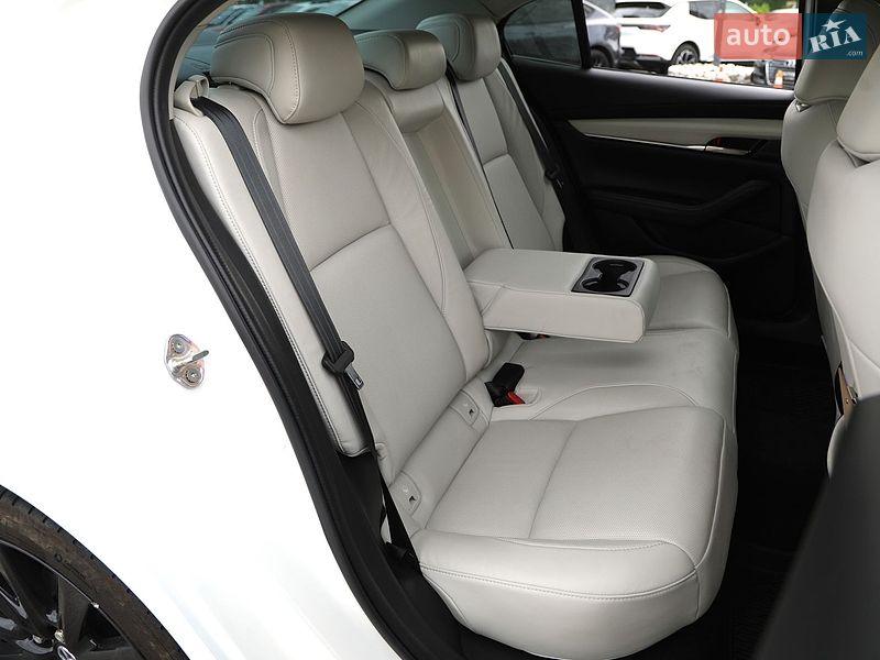 Седан Mazda 3 2022 в Харкові