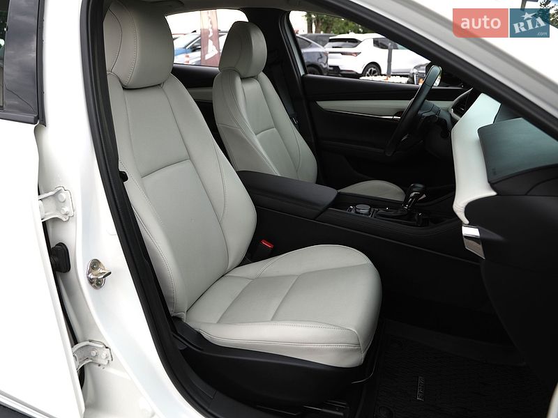Седан Mazda 3 2022 в Харкові