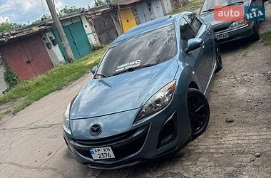 Хэтчбек Mazda 3 2011 в Запорожье
