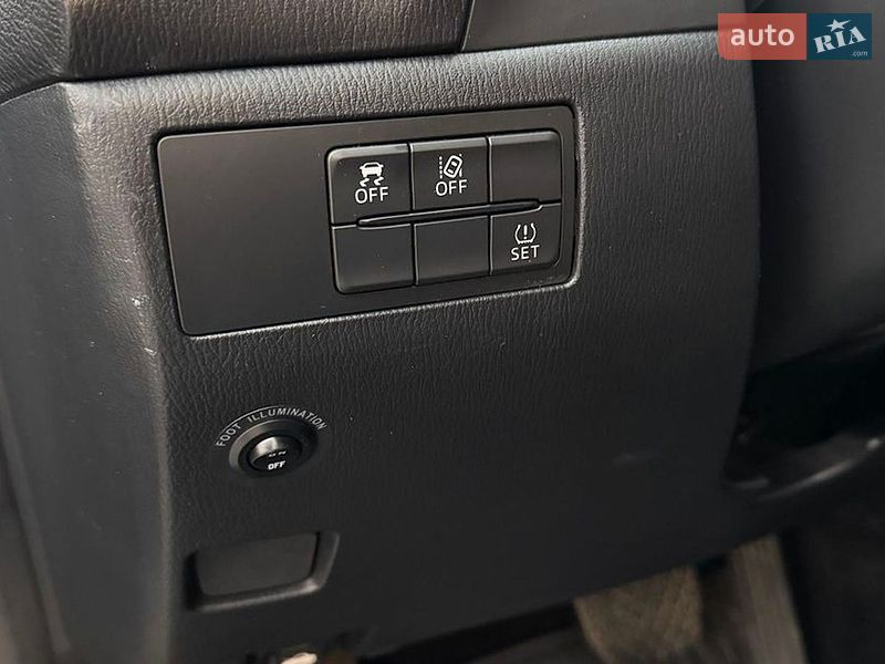 Хетчбек Mazda 3 2018 в Житомирі
