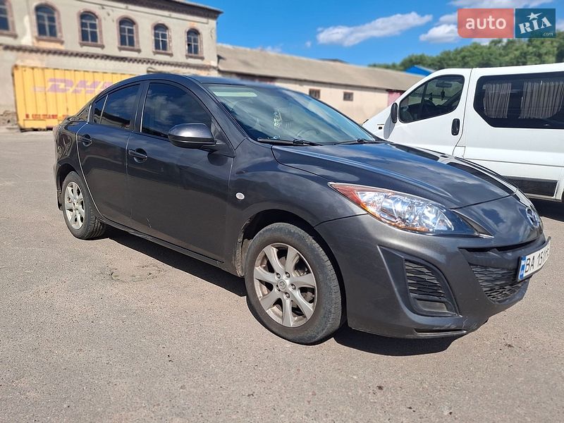 Седан Mazda 3 2010 в Кропивницком