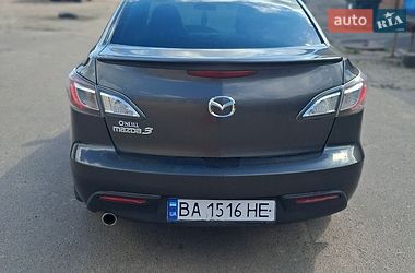 Седан Mazda 3 2010 в Кропивницком