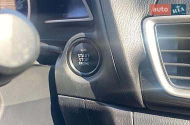 Хетчбек Mazda 3 2016 в Житомирі