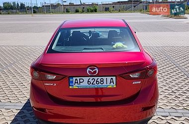 Седан Mazda 3 2015 в Луцьку