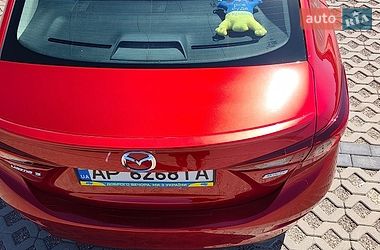 Седан Mazda 3 2015 в Луцьку