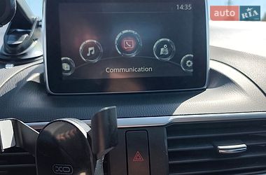 Седан Mazda 3 2015 в Луцьку