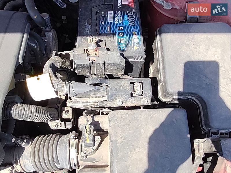 Седан Mazda 3 2015 в Луцьку