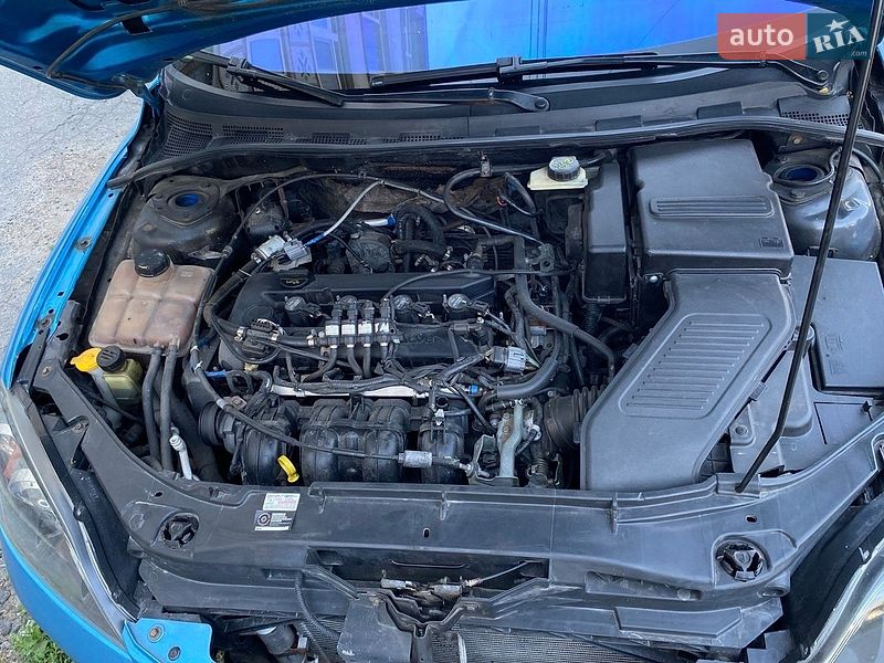 Хетчбек Mazda 3 2006 в Первомайську
